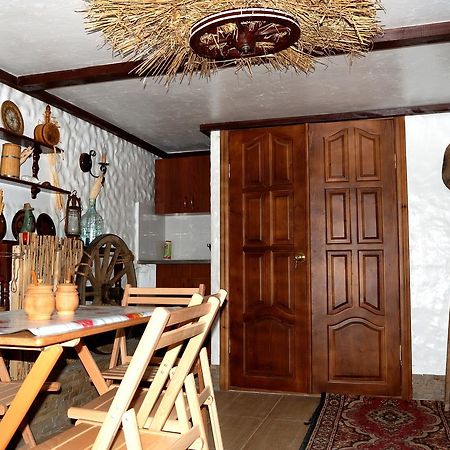U Olgi Hotel Truskavets Bagian luar foto