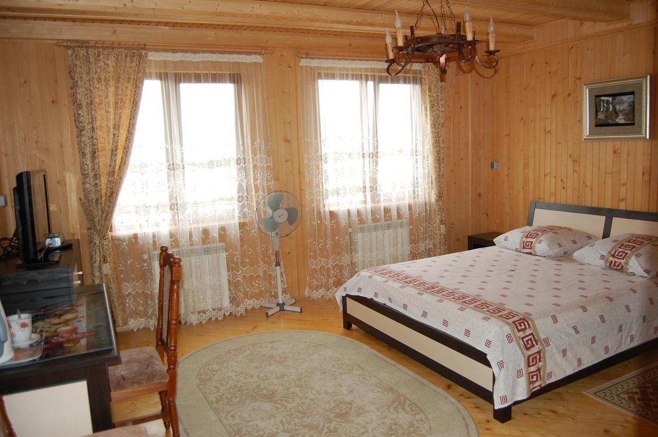 U Olgi Hotel Truskavets Bagian luar foto