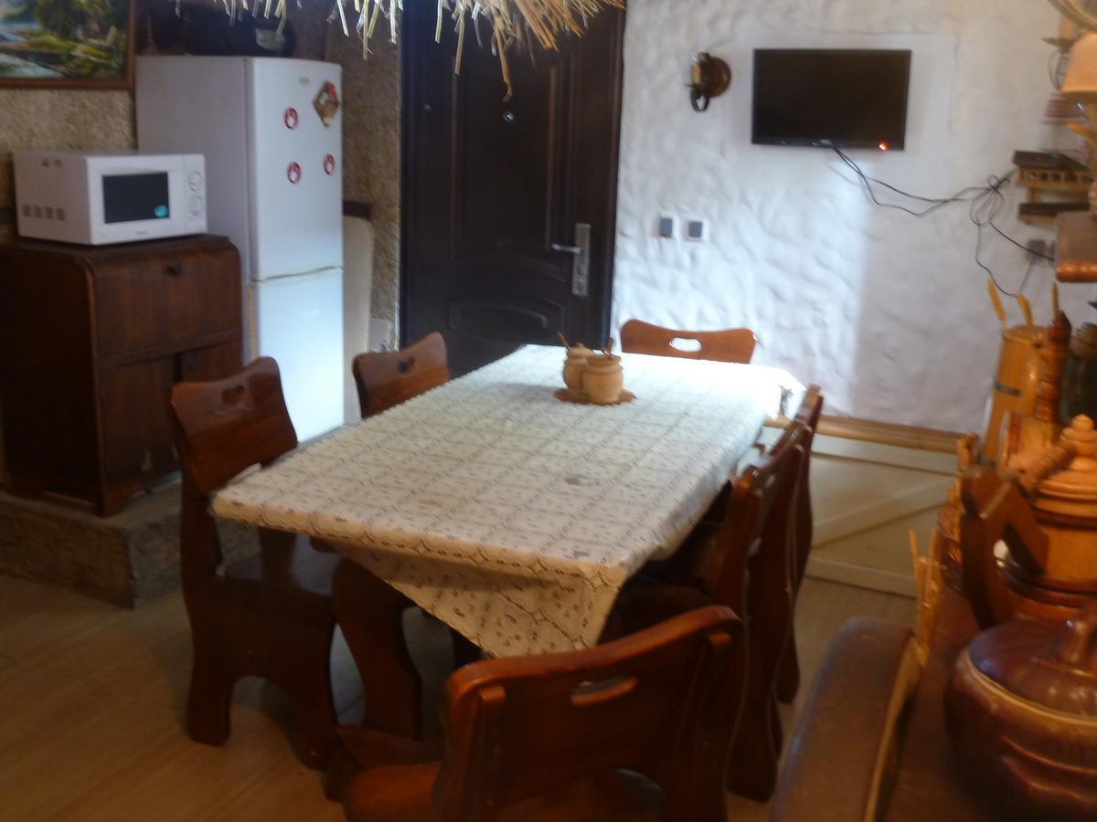 U Olgi Hotel Truskavets Bagian luar foto