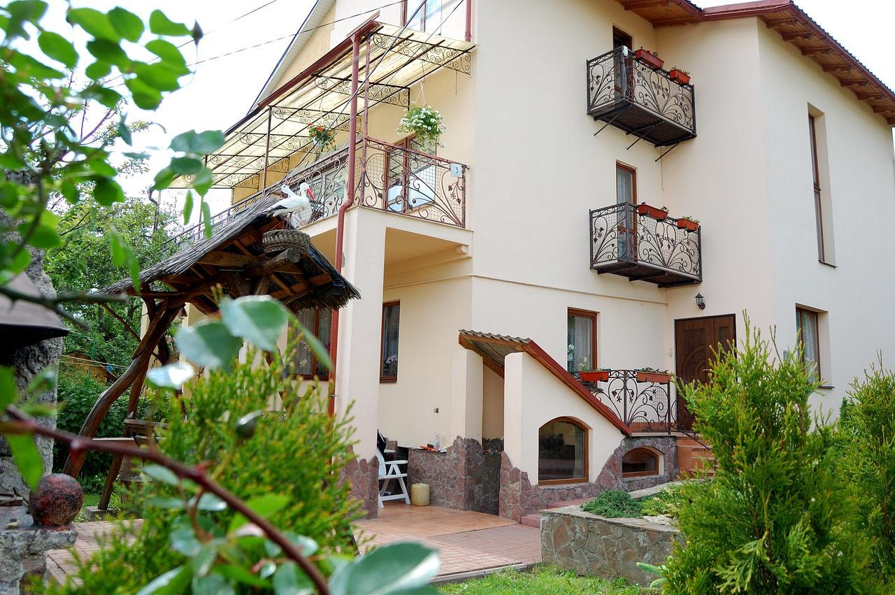 U Olgi Hotel Truskavets Bagian luar foto